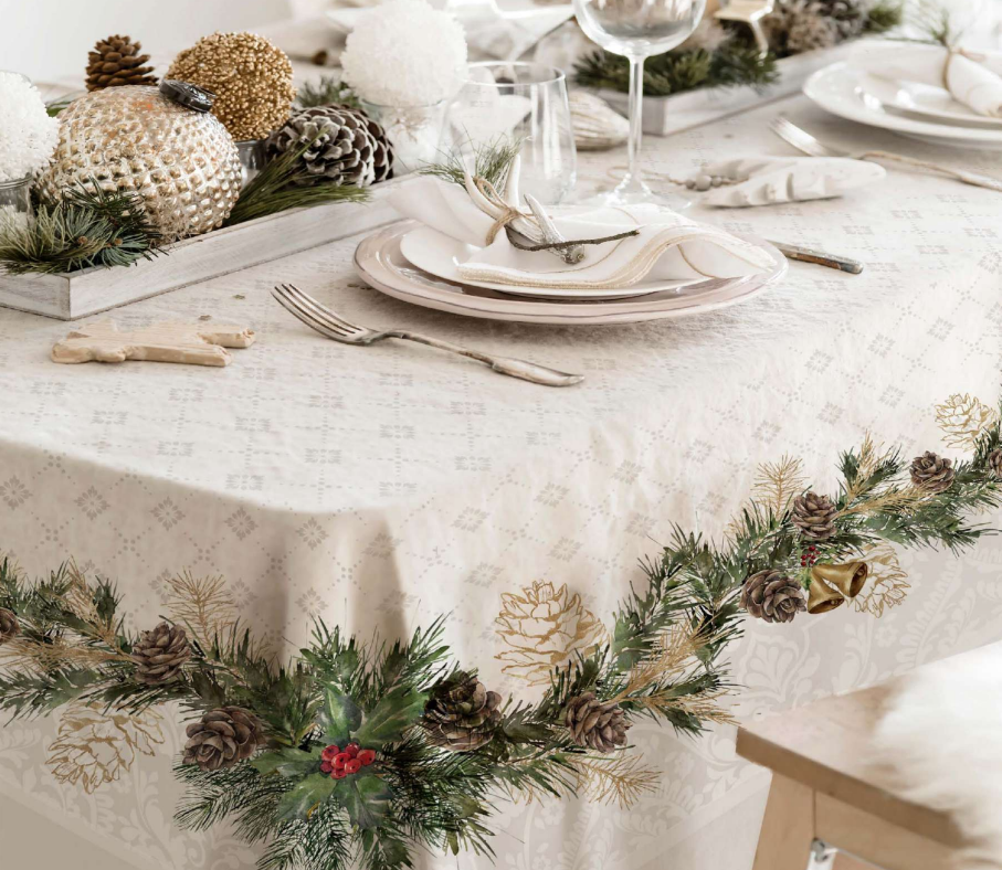 Elegant Christmas Velvet Table Cover Casa Anversa